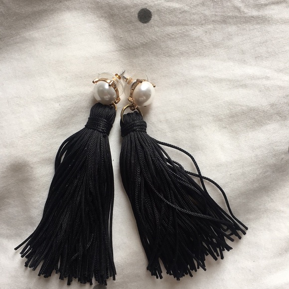 BaubleBar Jewelry - Baublebar pearl and fringe earrings BaubleBar Jewelry - Baublebar pearl and fringe earrings
